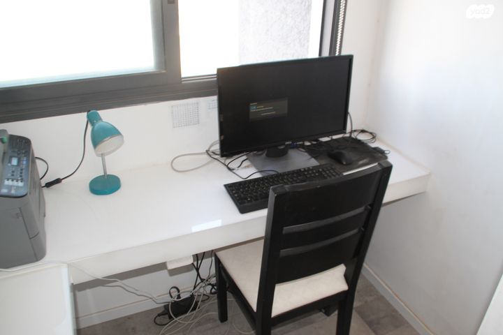 דו משפחתי, החרמון 24, אורנית, אורנית