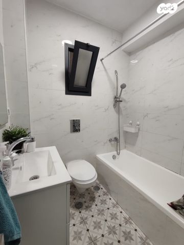 בית פרטי/ קוטג', מעלה הזית 4, הרימון, אפרת