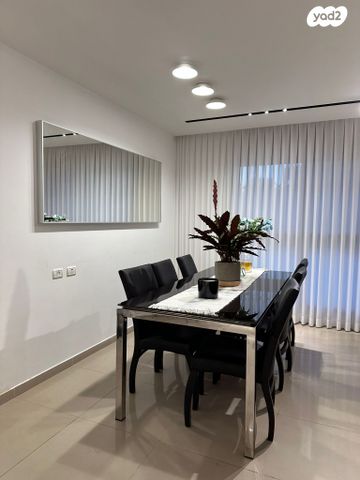 דירה, אהוד מנור 13, קרית אילון, חולון