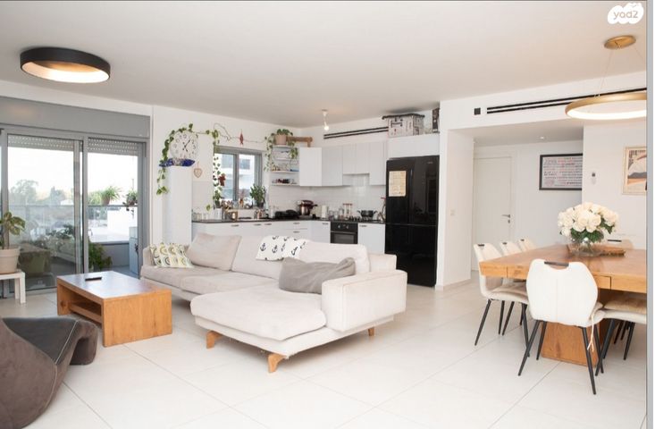 שדרות ציונה צרפת 6