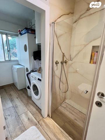 דירה, הצבעוני 35, נאות אשכול, יבנה