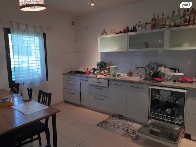 דו משפחתי, רגבים 1, רגבים, רגבים