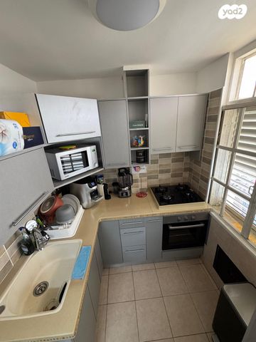 דירה, הגולן 2, גבעת אוסישקין, נהריה