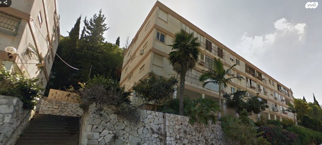 זלמן שניאור 71