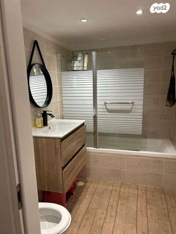 דירה, דרך האילנות 33, גדרה מזרח, גדרה