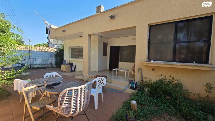 בית פרטי/ קוטג', החשמונאים 24, נווה נאמן, הוד השרון