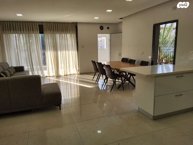 יהושע חנקין 13