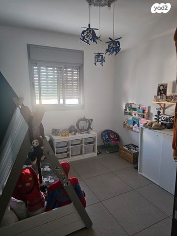 דירה, האנפה 18, החותרים, טירת כרמל