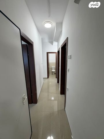 דירה, אל בישארה 10, שאר העיר, נצרת