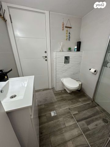 דירה, אלמוגי 2, נווה גנים, קרית מוצקין