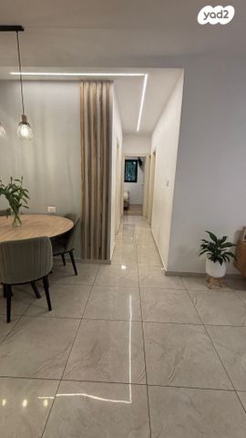 דירת גן, ה' באייר 40, נווה אפק, ראש העין