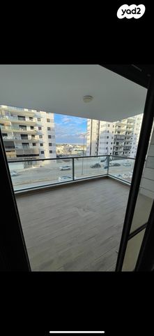 דירה, אריאל שרון 16, נווה שרון / שער העיר, נתיבות