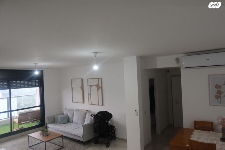 דירה, רועי קליין 31, נווה שמיר רמת בית שמש ה-1, בית שמש