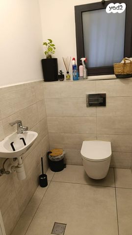 בית פרטי/ קוטג', אריק איינשטיין 31, המוזיקה, שדרות