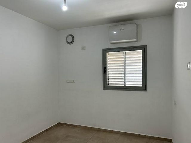 דירה, יצחק שמיר 15, נווה שרון / שער העיר, נתיבות