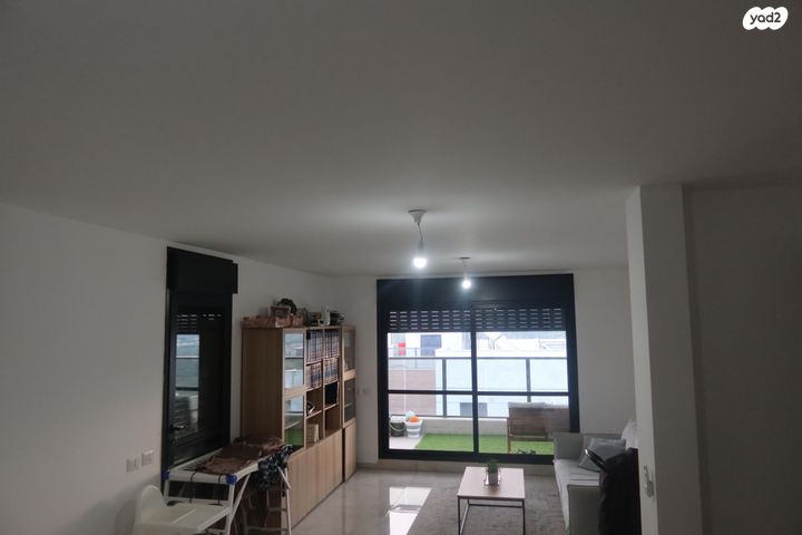 דירה, רועי קליין 31, נווה שמיר רמת בית שמש ה-1, בית שמש