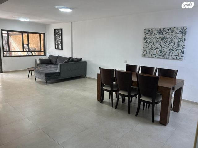 בית פרטי/ קוטג', מעפיל 5, קרית מנחם בגין, נתיבות