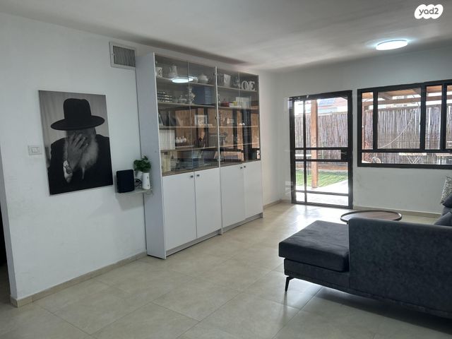 בית פרטי/ קוטג', מעפיל 5, קרית מנחם בגין, נתיבות