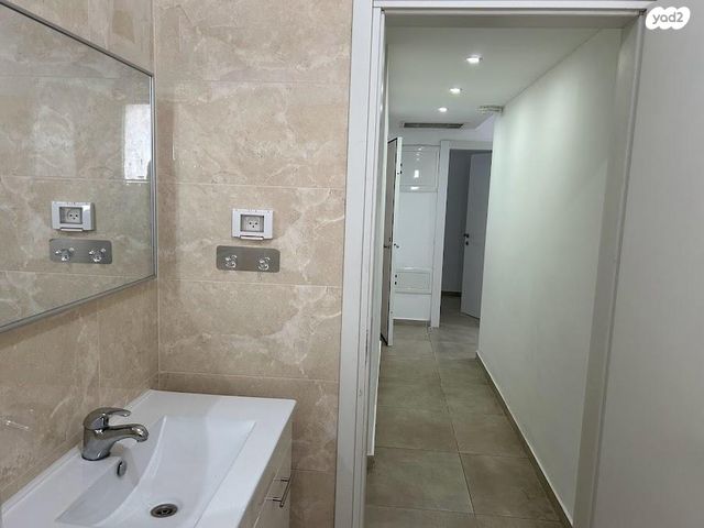 דירה, יצחק שמיר 15, נווה שרון / שער העיר, נתיבות