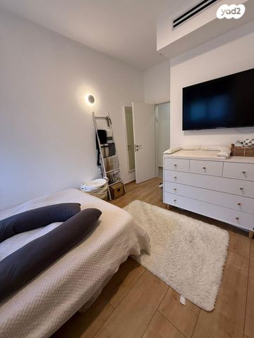 דירה, מצפה 3, שכונת הראשונים, רמת גן