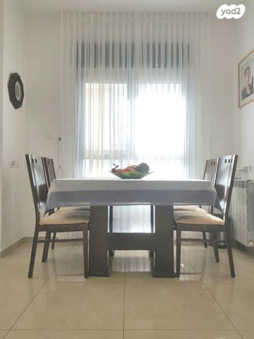 גג/ פנטהאוז, הרב מן ההר 22, חומת שמואל, הר חומה, ירושלים