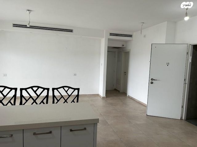 דירה, יצחק שמיר 15, נווה שרון / שער העיר, נתיבות