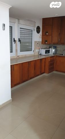 דירה, שדרות ניצה 34, צפון מערב מרכז העיר, נתניה