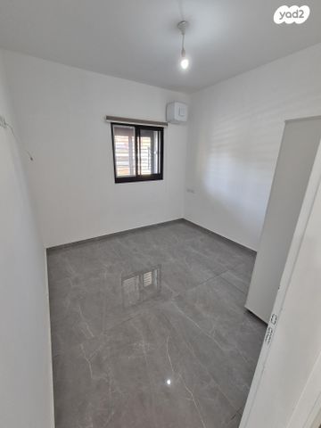 דירת גן, הצדפים 4, המאפיה, מרכז העיר, אילת