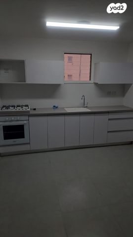 מעפילי אגוז 49