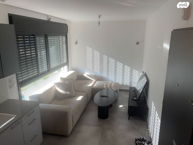 דירה, הרב יצחק ידידיה פרנקל 7, פלורנטין, תל אביב יפו