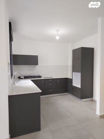 דירה, החקלאי 3, מגדיאל, הוד השרון