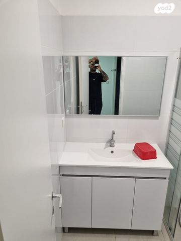 יחידת דיור, חירותנו 51, עזרא, הארגזים, תל אביב יפו