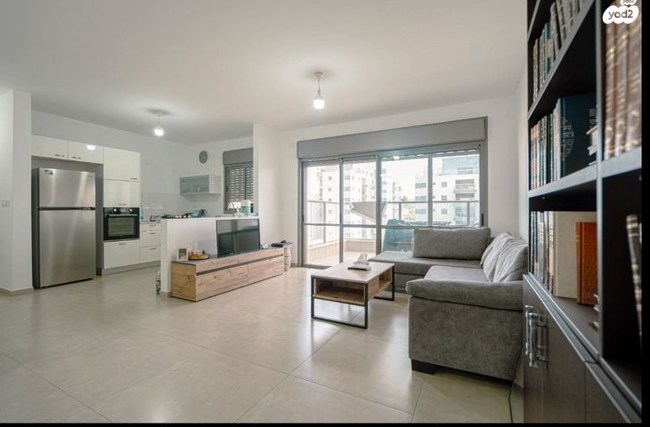 דירה, שדרות ההגשמה 14, הפרחים, חריש