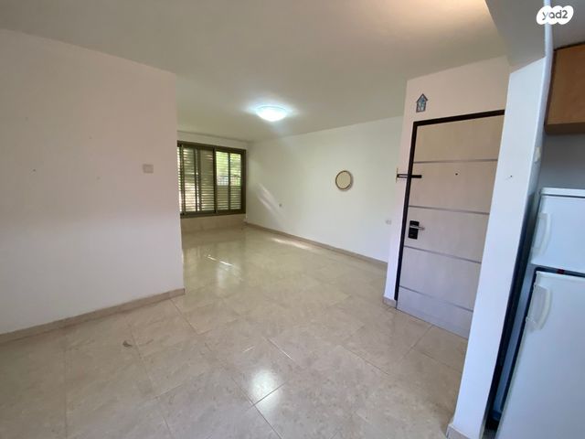 דירה, בן יהודה 98, הרצליה הצעירה, הרצליה