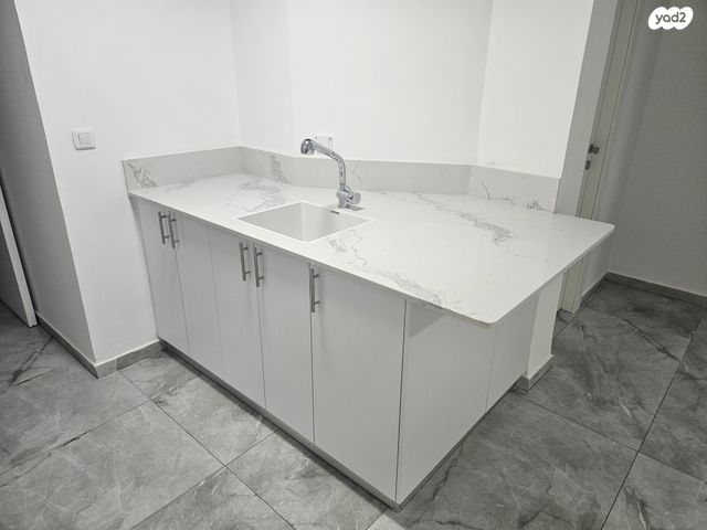 יחידת דיור, הבשן 3, נאות שז"ר, יבנה