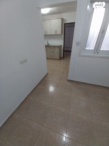 יחידת דיור, כצנלסון 38, ותיקים, בת ים