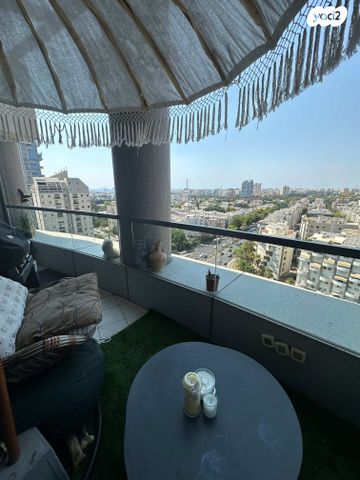 דירה, ניסים אלוני 19, צמרות איילון, פארק צמרת, תל אביב יפו