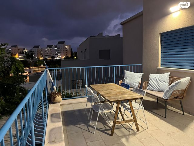 יחידת דיור, אלה 100, שבי ציון, שבי ציון