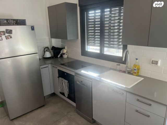 דירה, הרב יצחק ידידיה פרנקל 7, פלורנטין, תל אביב יפו