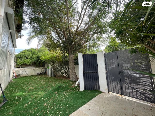 דירה, ישראל אשכנזי 31, שיכון דן, נווה דן, תל אביב יפו