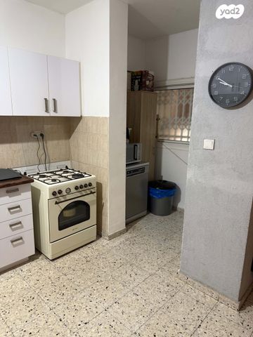 דירת גן, דרך לב השרון 43, צורן, קדימה צורן