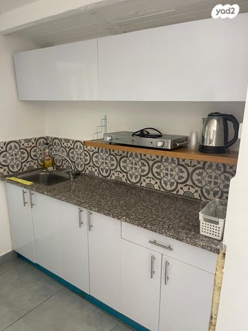 יחידת דיור, הר נבו 28, יד התשעה, שביב, הרצליה