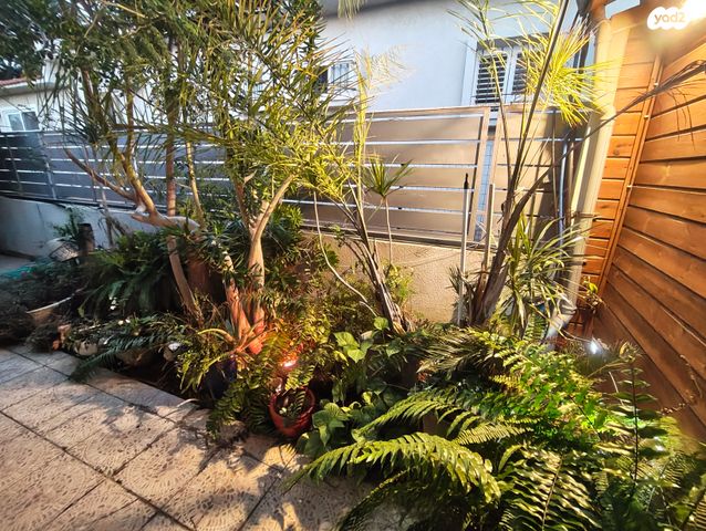 יחידת דיור, הרימון 1, בית עזרא, בית עזרא