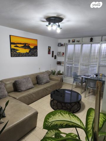 הר הצופים 47