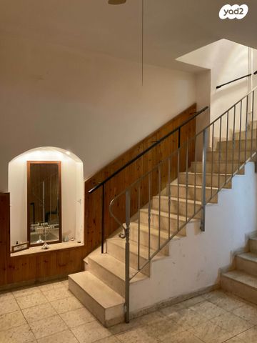 זכרון טוביה 37