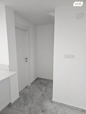 יחידת דיור, הבשן 3, נאות שז"ר, יבנה