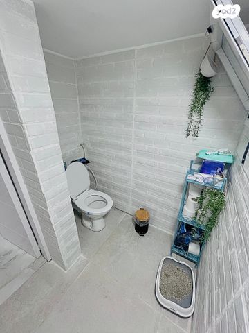 דירה, העלייה 40, גבעת נשר, נשר