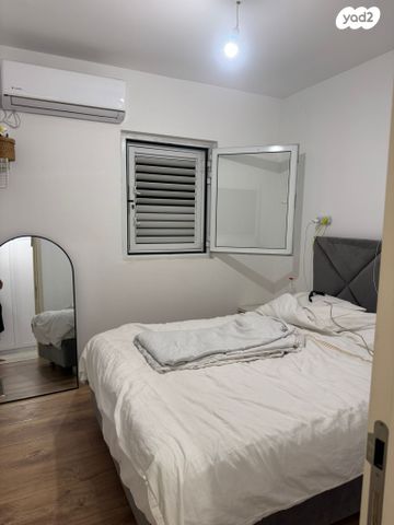 יחידת דיור, החרצית 12, צורן, קדימה צורן