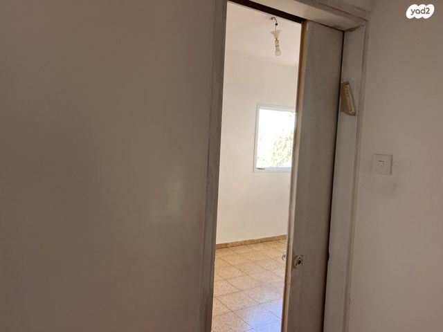 דירה, פנחס רוטנברג 84, נווה יהושע, ערמונים, רמת גן