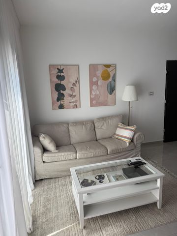 דירה, האירוסים 86, גבעת אבני, גבעת אבני